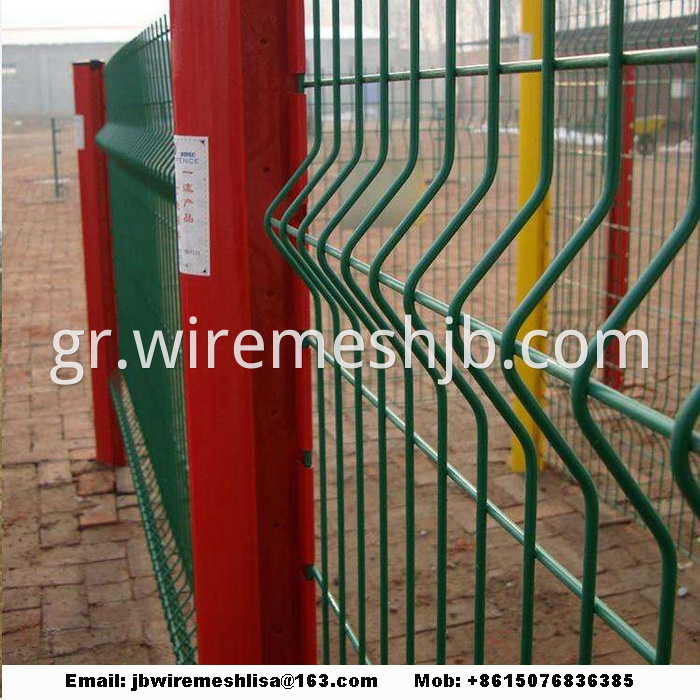 Peach Post Welded Wire Mesh Fence